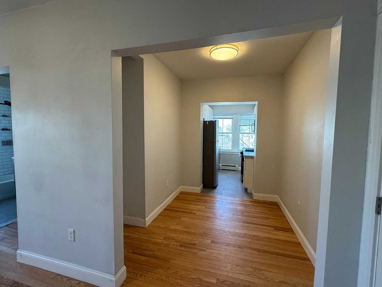 231 Lafayette St - Photo 5 of 14