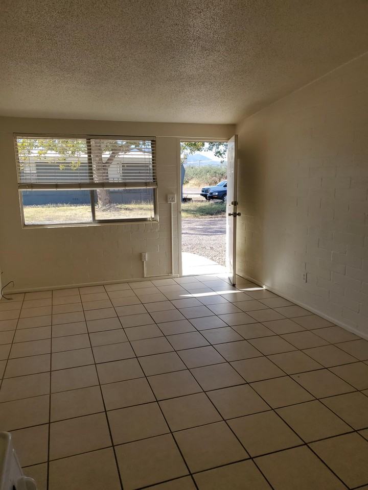 840 Fort Ave-25 #25 - Photo 3 of 17