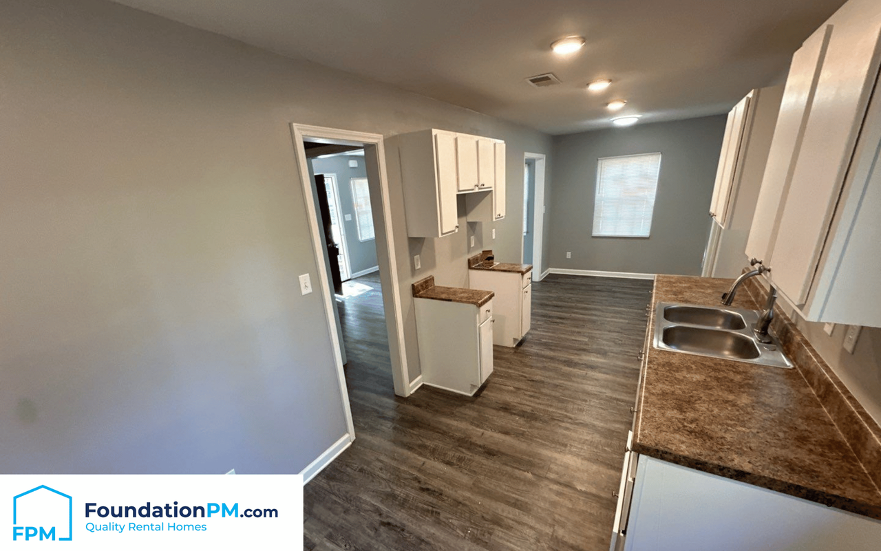 1382 Mary Jane Ave #1 - Photo 4 of 13