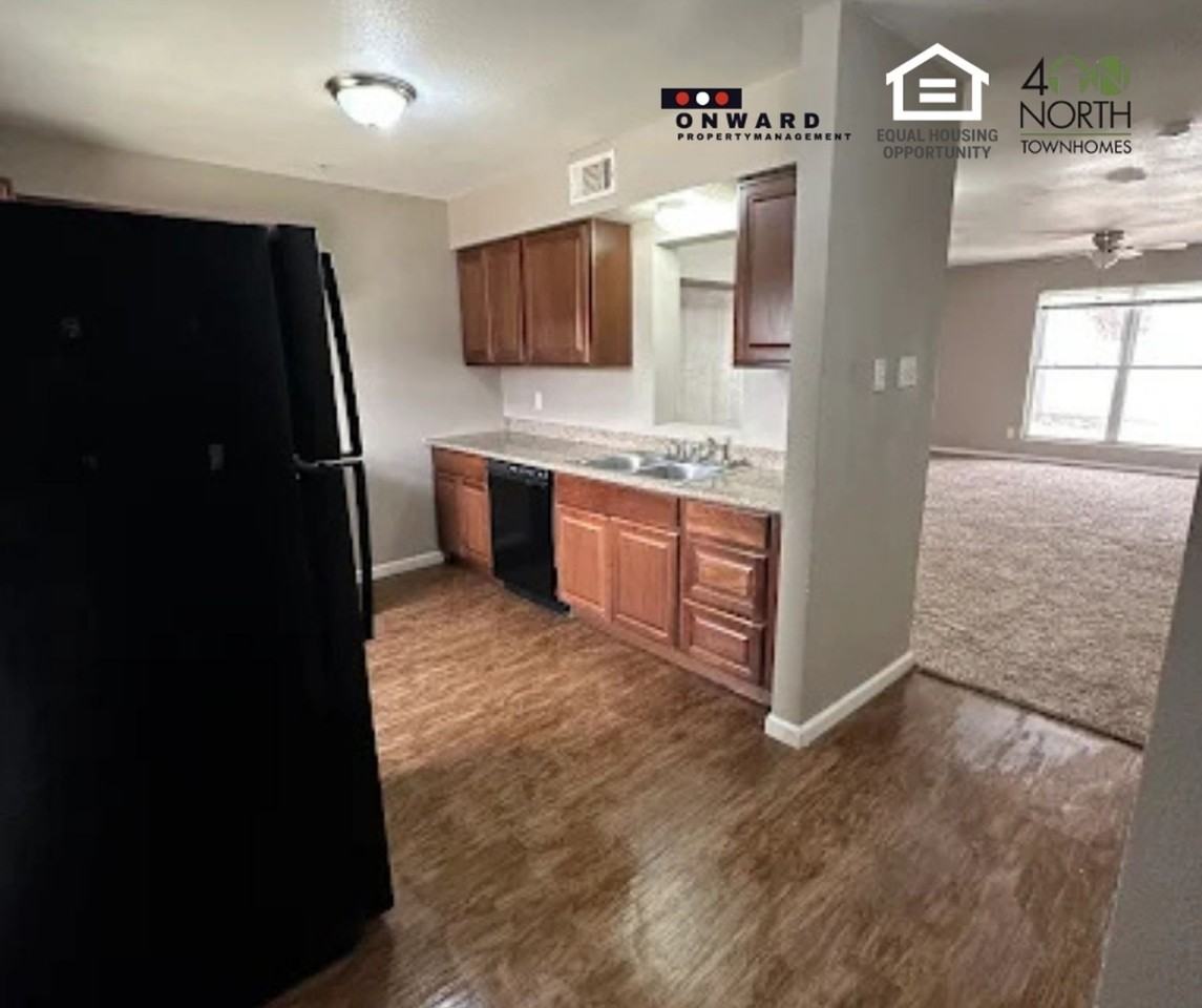 400 North Townhomes - Photo 5 of 45