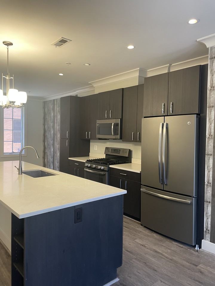 918 N Buchanan St #918 - Photo 7 of 26