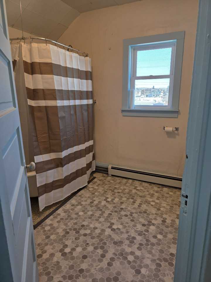 408 S 7th Ave #2 - Photo 6 of 12