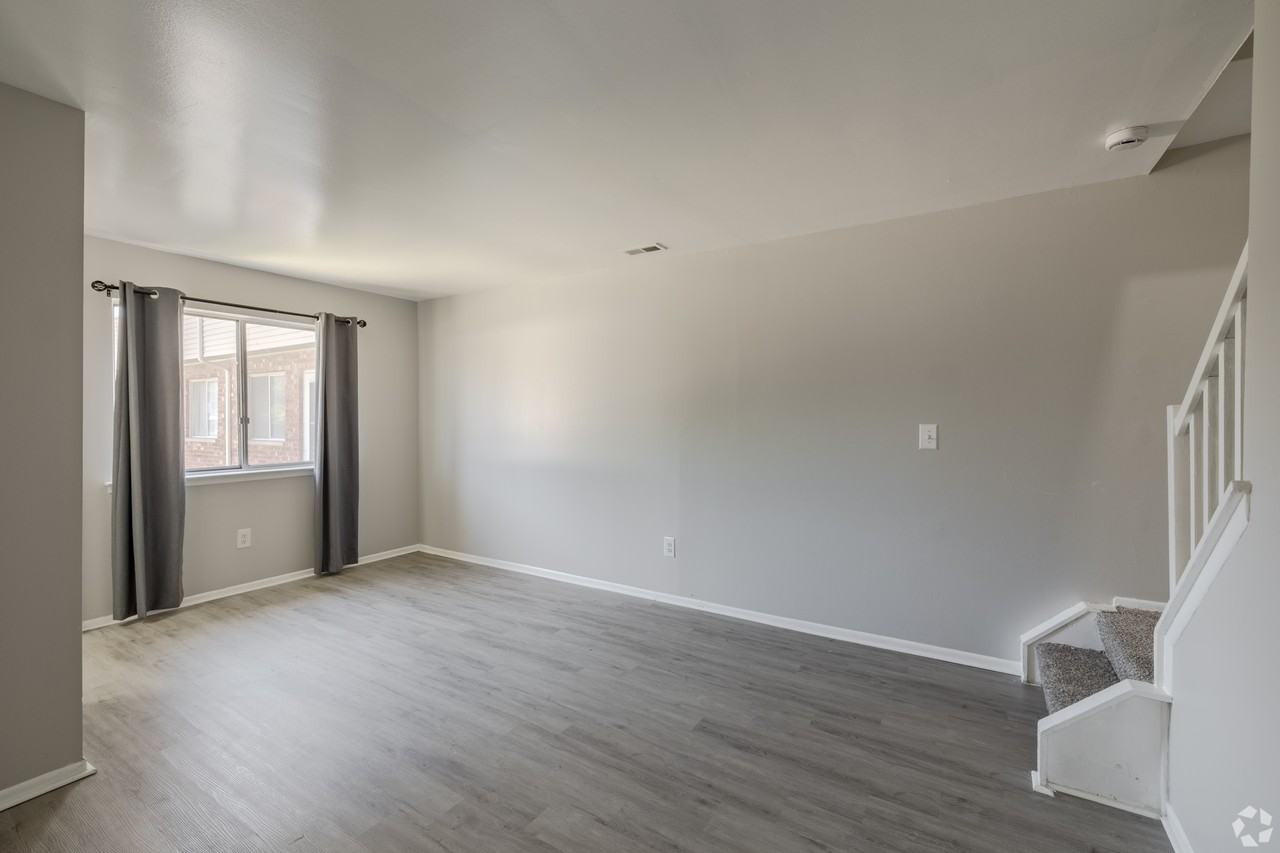 11258 Goddard Ct #2-258 - Photo 2 of 15