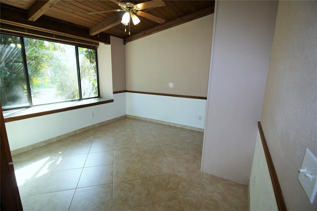 120 Valmora Dr #1 - Photo 5 of 13