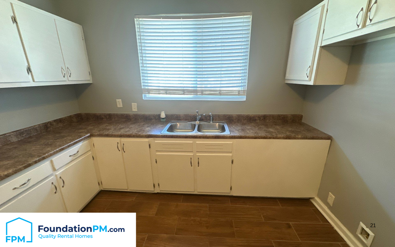 1589 E Mclemore Ave #1 - Photo 3 of 27