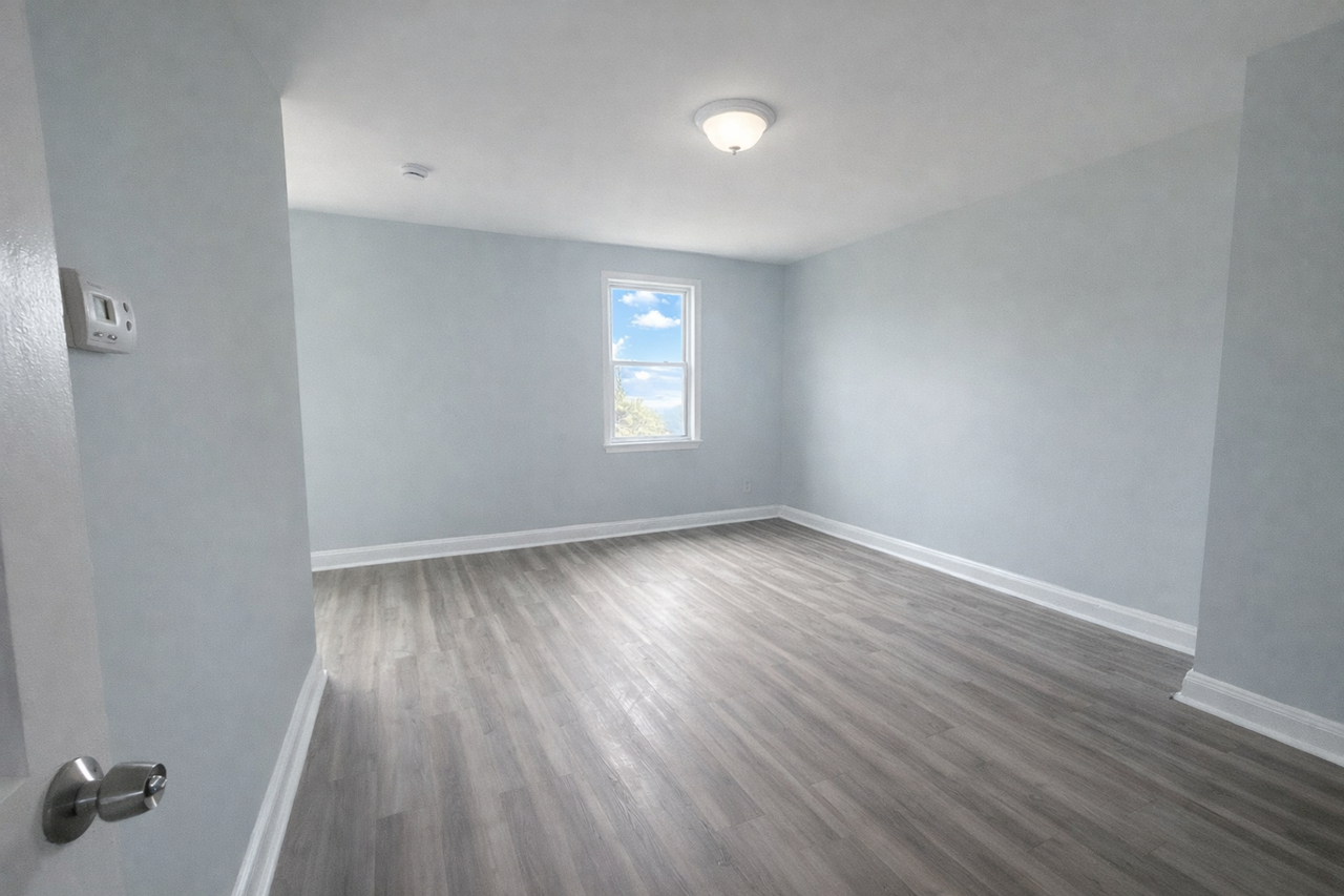 3010 Sollers Point Rd - Photo 2 of 7