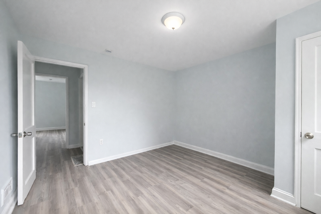 3010 Sollers Point Rd - Photo 6 of 7