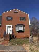 featured image of 179 Holmes Cir #1