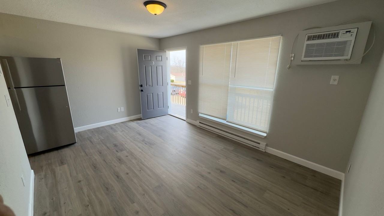 4169 Sunset Dr #3 - Photo 4 of 14