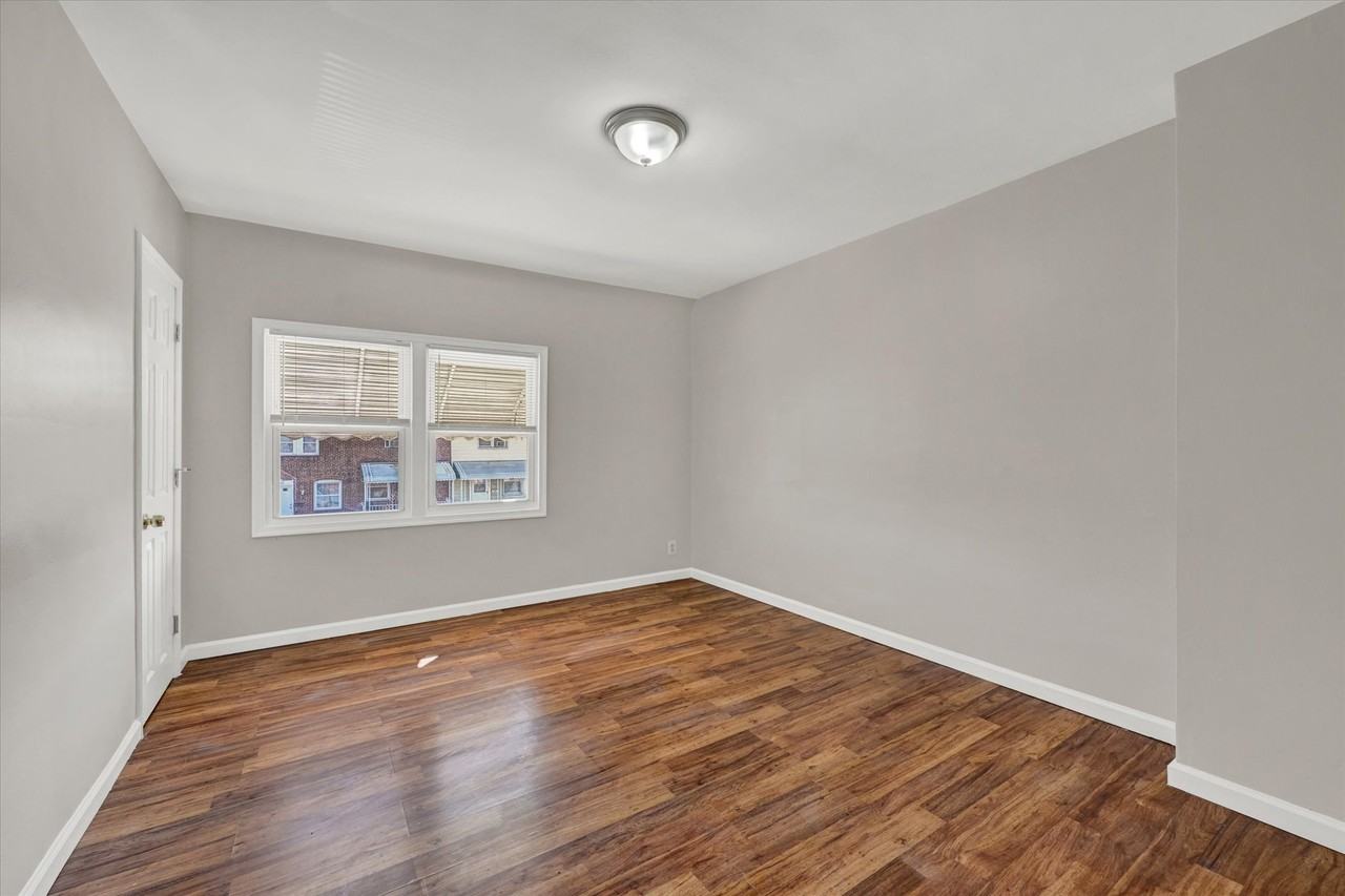 3616 Saint Victor St #1 - Photo 6 of 14