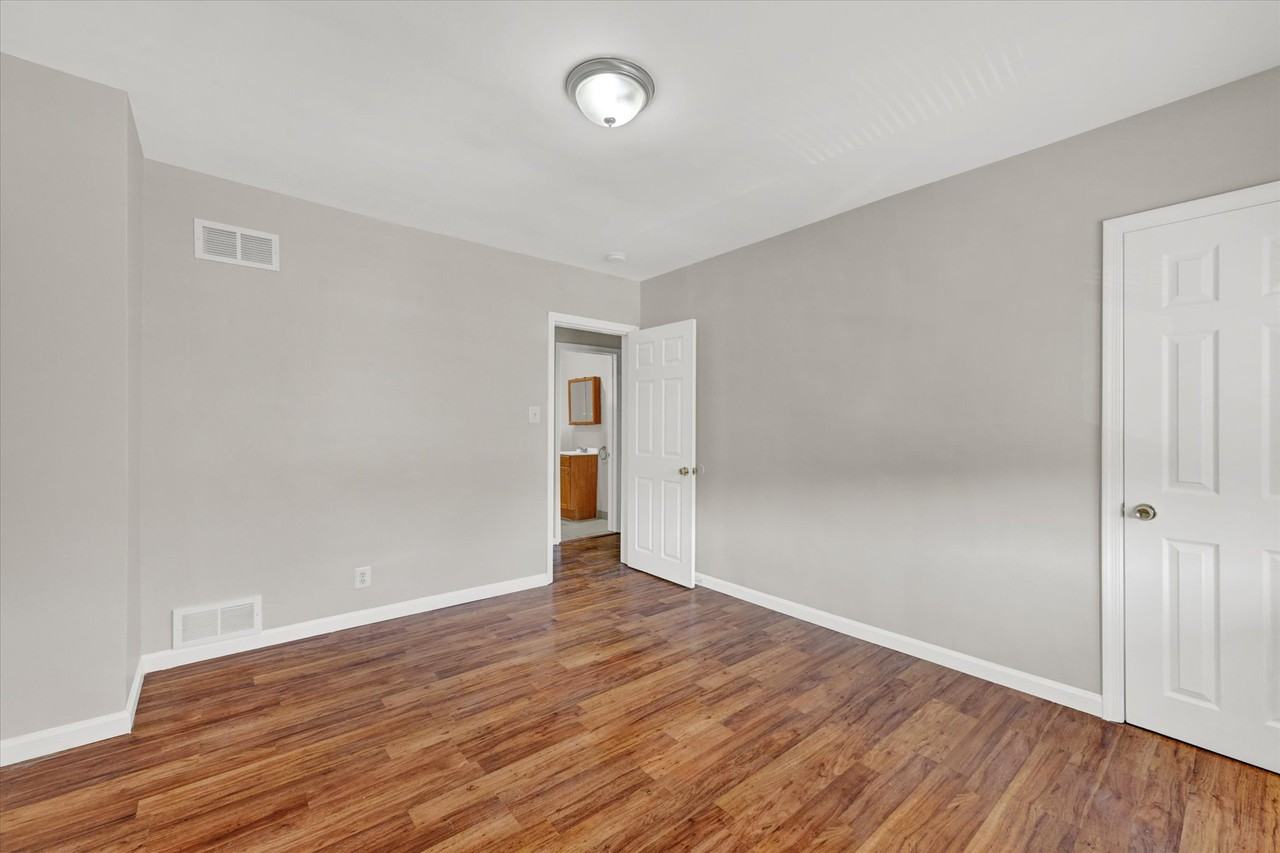 3616 Saint Victor St #1 - Photo 7 of 14