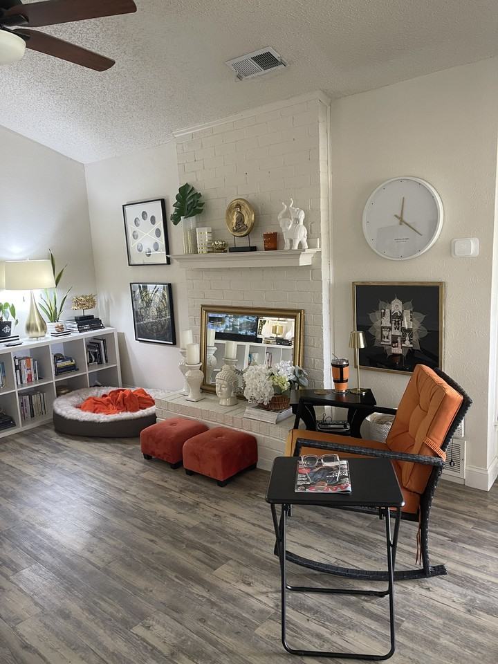 2516 Oak Hill Drive2516 Oak Hill Drive #1 - Photo 2 of 10