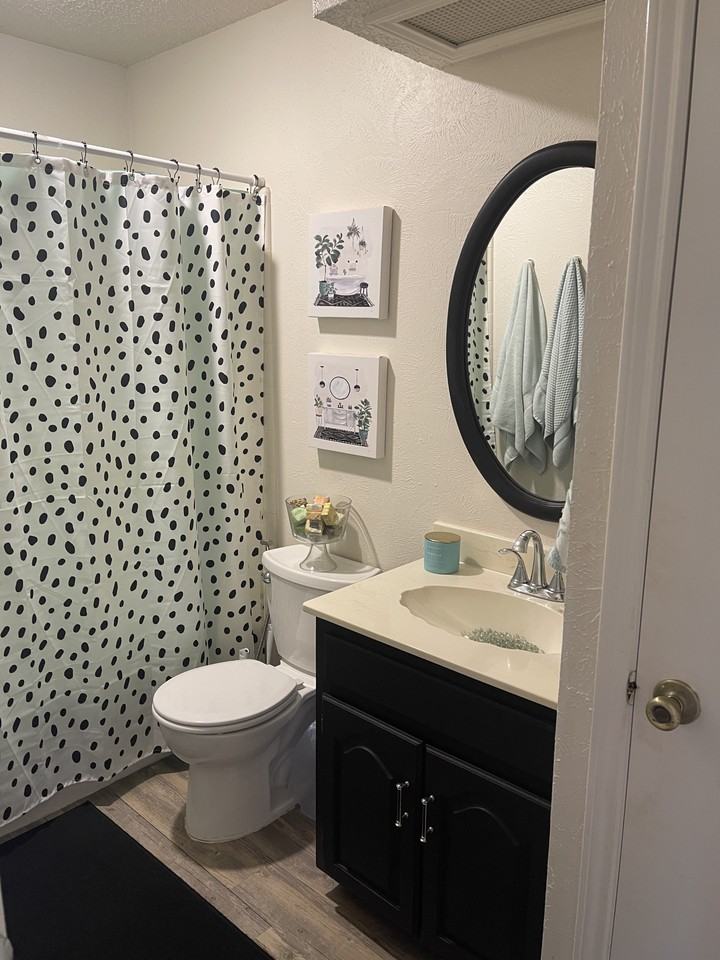 2516 Oak Hill Drive2516 Oak Hill Drive #1 - Photo 7 of 10