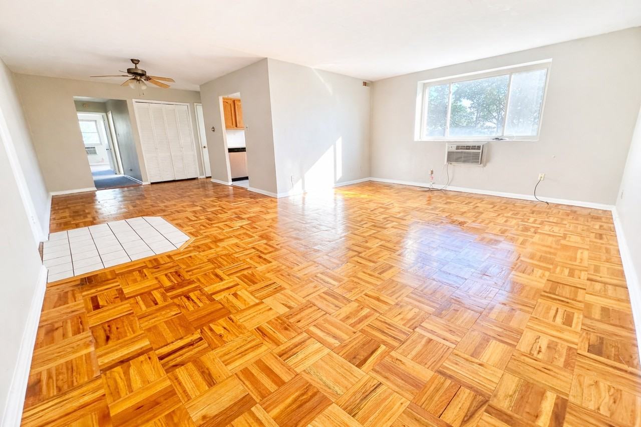 122A Mcknight Cir #A122 - Photo 2 of 13