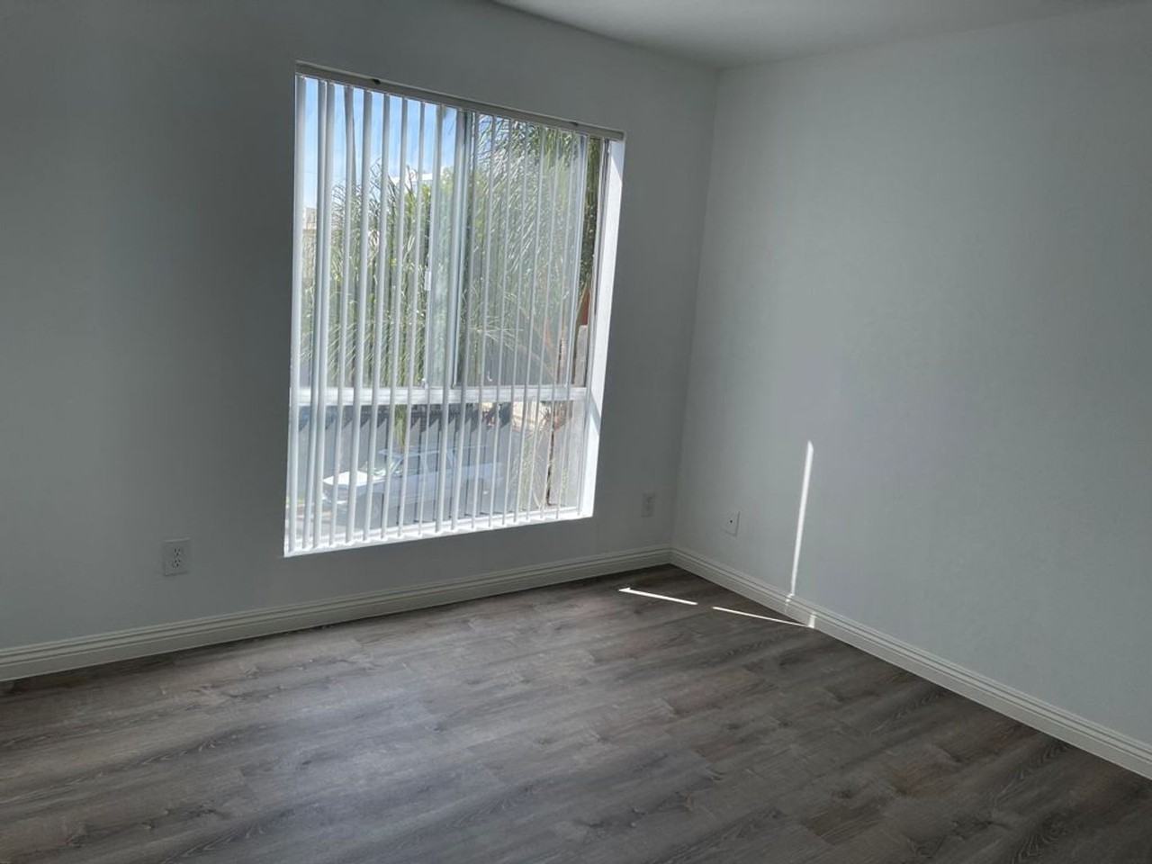 Ridgewood - Photo 3 of 28