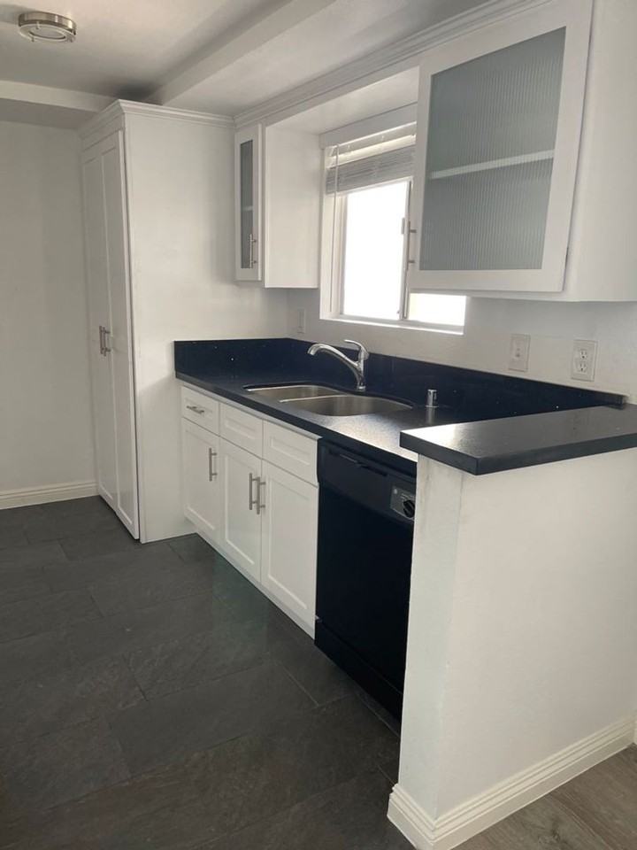 Ridgewood - Photo 6 of 28