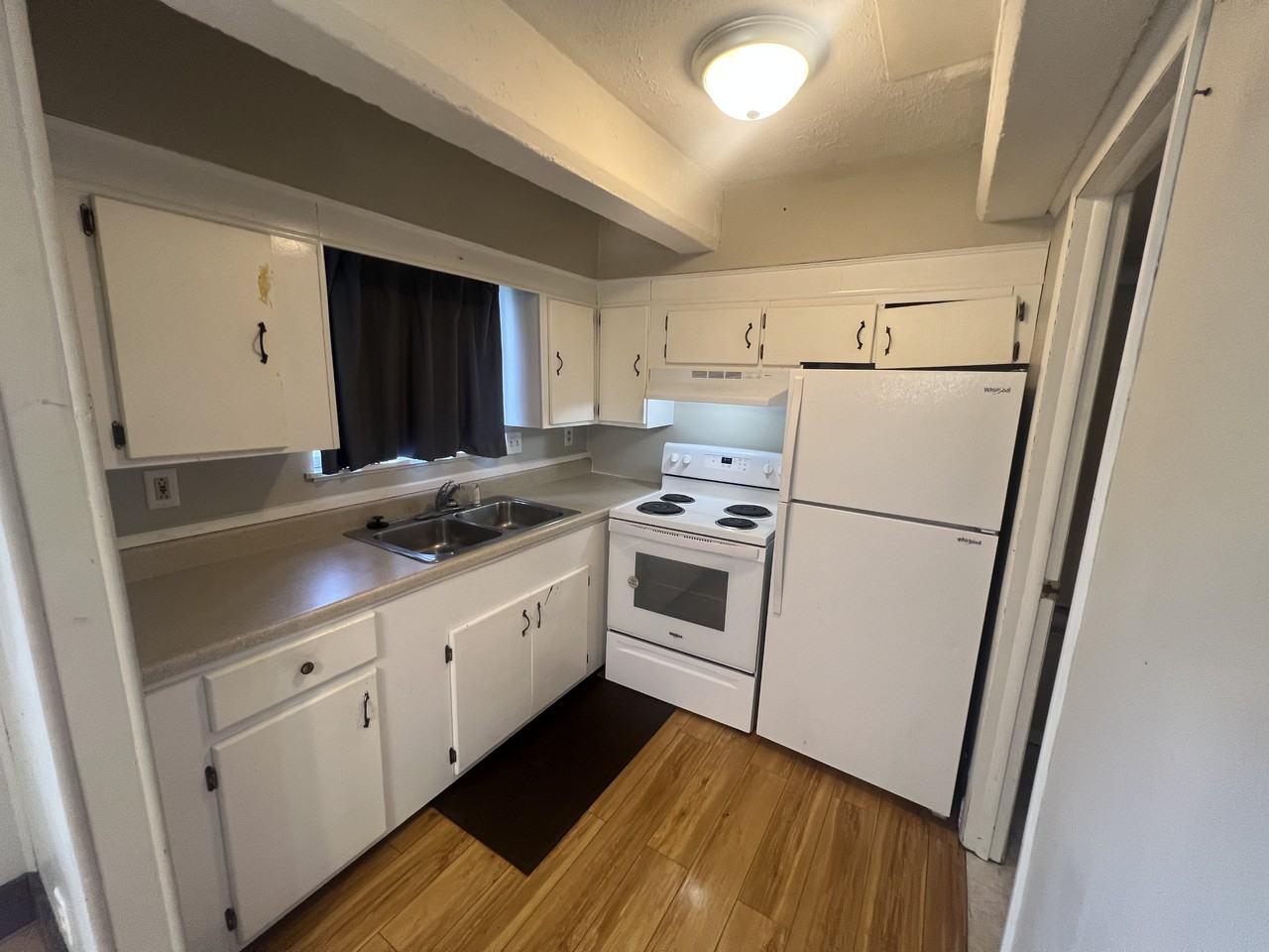 141 Bradley St #1 - Photo 3 of 9