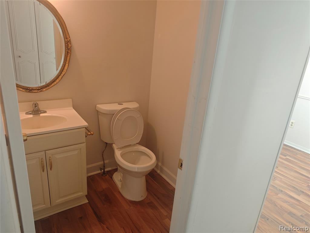 919 Kirts Boulevard - Photo 4 of 8