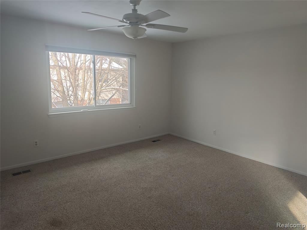 919 Kirts Boulevard - Photo 5 of 8