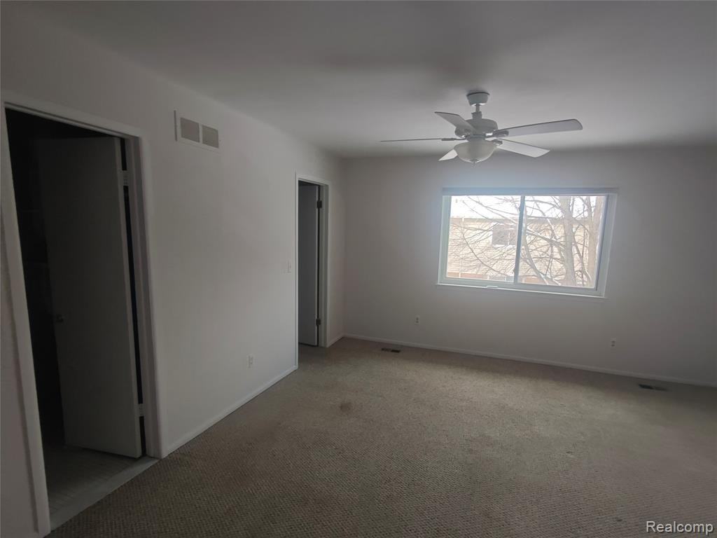 919 Kirts Boulevard - Photo 7 of 8