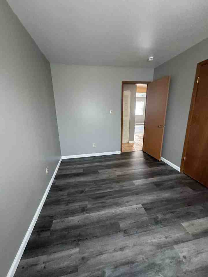 Timber Ridge 10X LLC - Photo 2 of 13