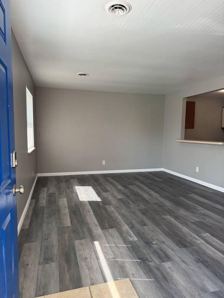 Timber Ridge 10X LLC - Photo 5 of 13