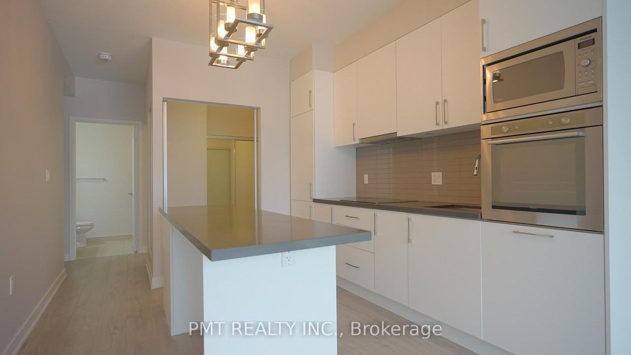 27 Westside 2 #1712 - Photo 3 of 25