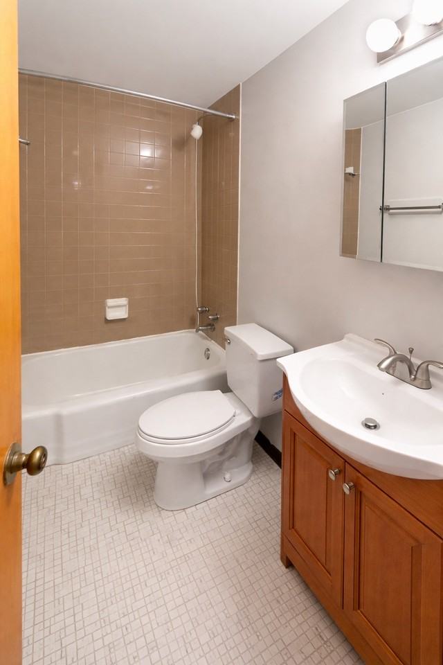 5527 ELLSWORTH AVENUEAPT 205 #205 - Photo 5 of 8