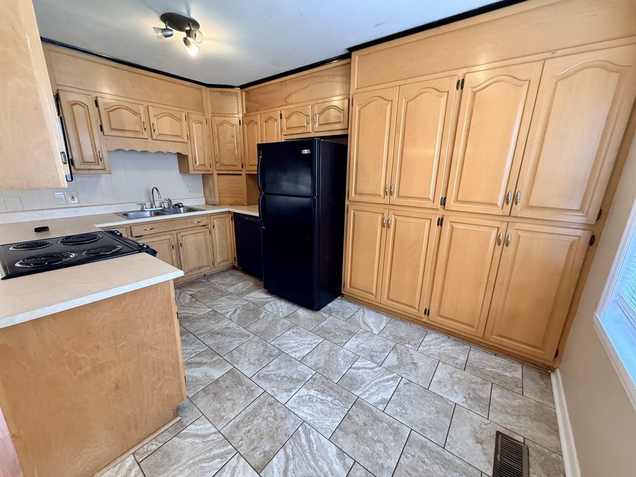 105 Oakwood Meadows Dr #A - Photo 7 of 21