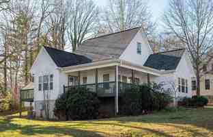 featured image of 477 Probart St #1