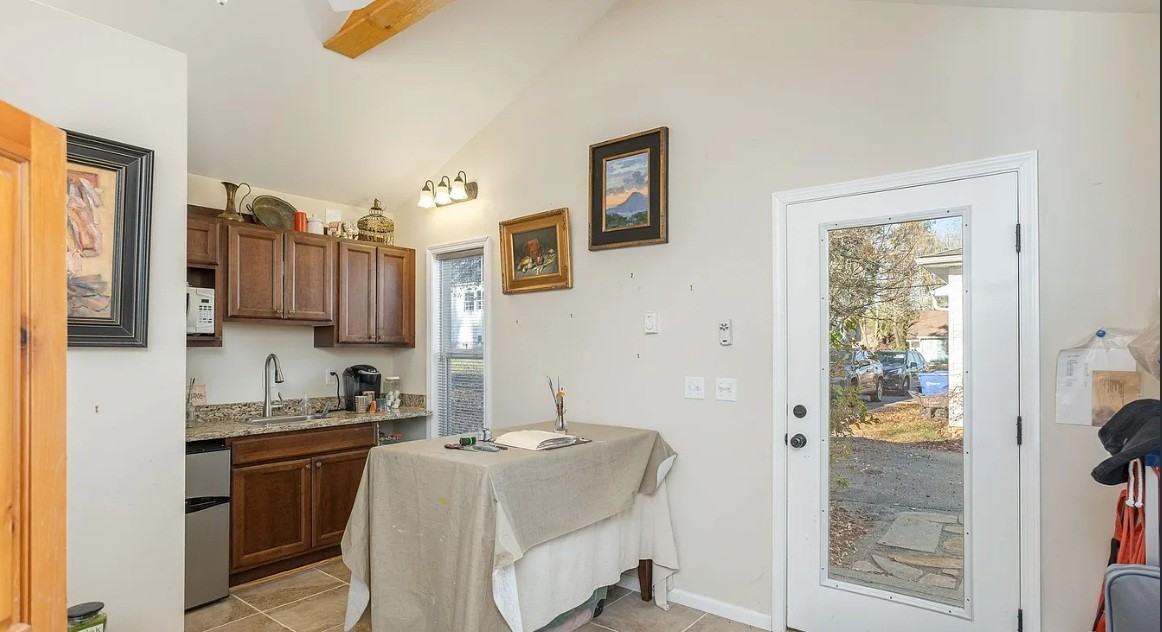 477 Probart St #1 - Photo 3 of 7