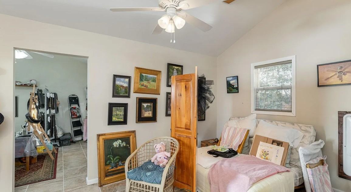 477 Probart St #1 - Photo 4 of 7