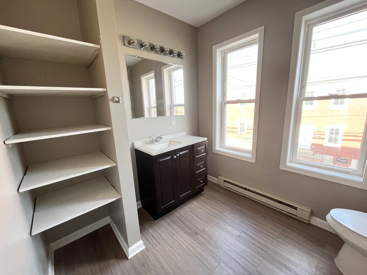 242 N Raleigh St - Photo 5 of 10