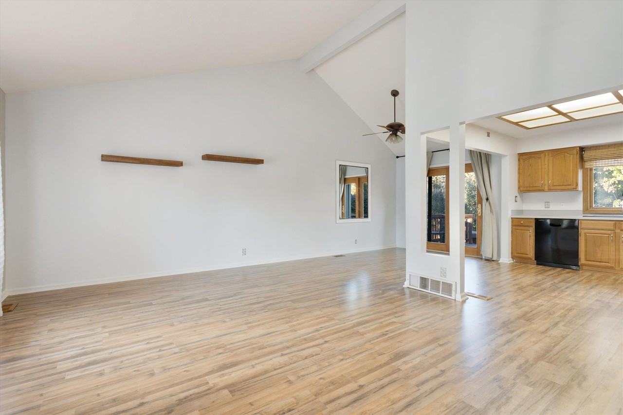 5120 S 162nd Ave #1 - Photo 4 of 24