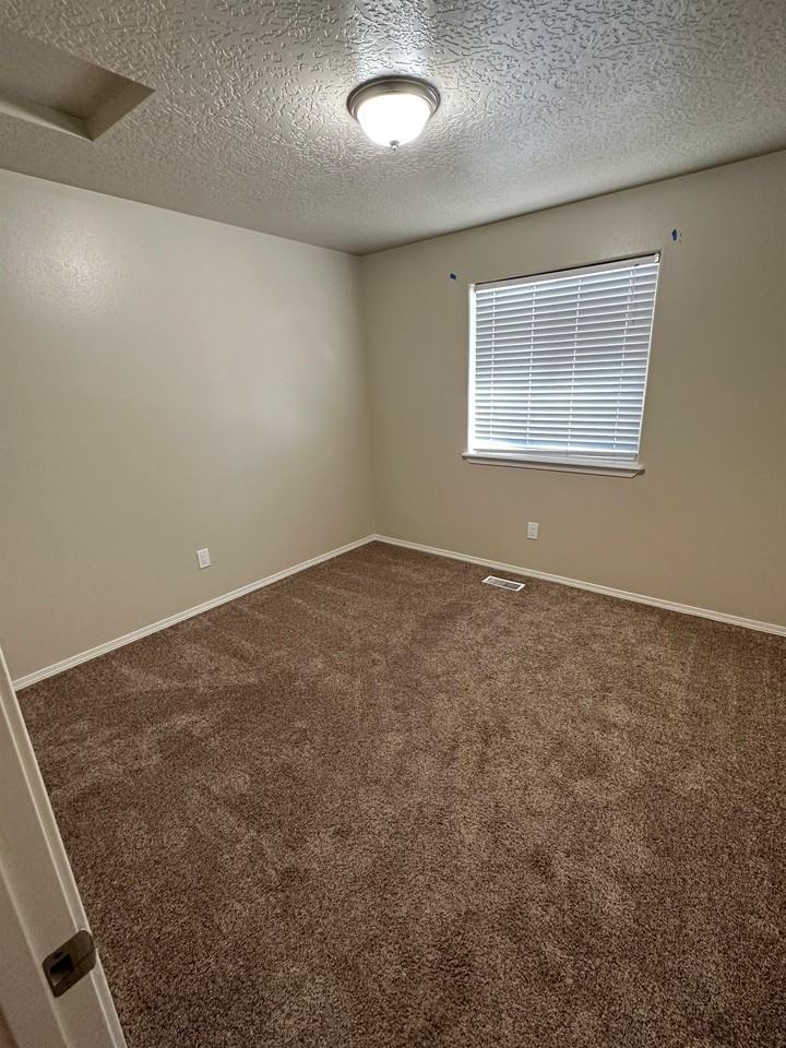 16538 Sadie Ave #1 - Photo 5 of 14