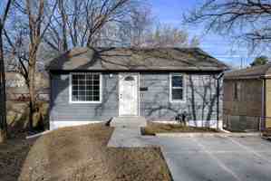 featured image of 3806 Binney St #1