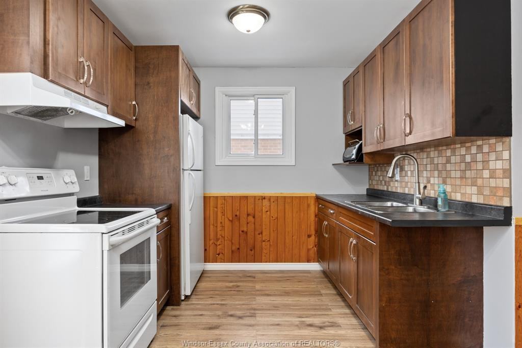 1241 Copperfield Pl #1 - Photo 3 of 5