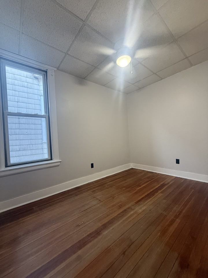 18 Dana Ave #2 - Photo 7 of 11