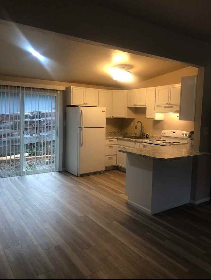 R1257 SW Plummer Avenue - Photo 3 of 31