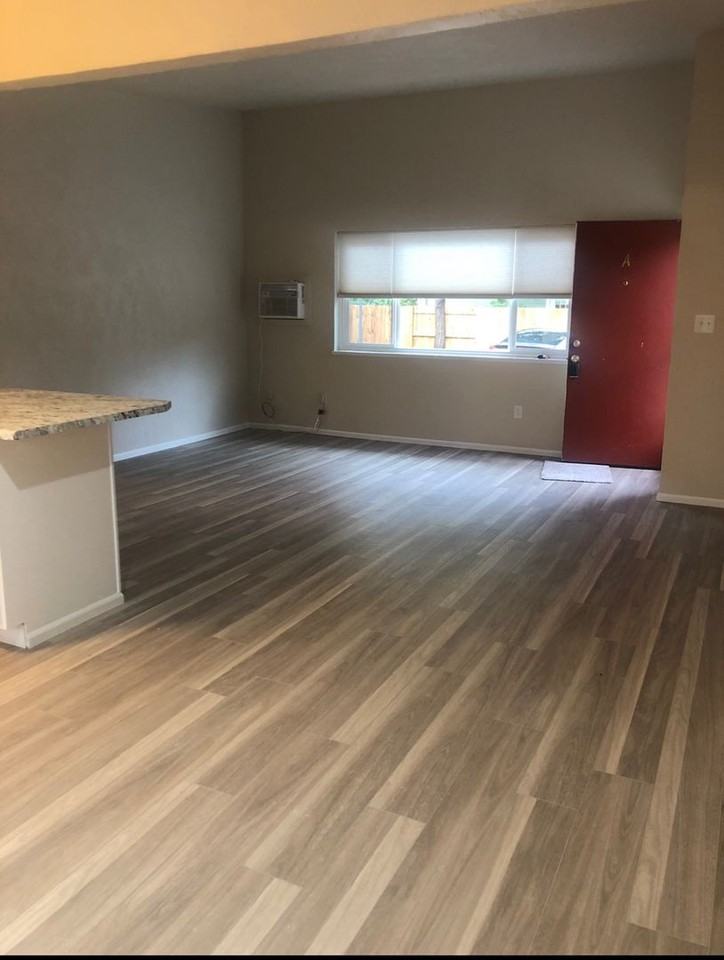 R1257 SW Plummer Avenue - Photo 5 of 31