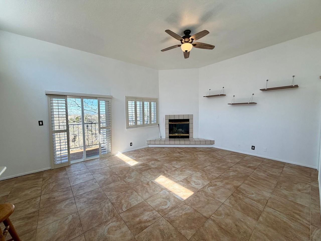 511 Pinon Creek Rd Se - Photo 4 of 19