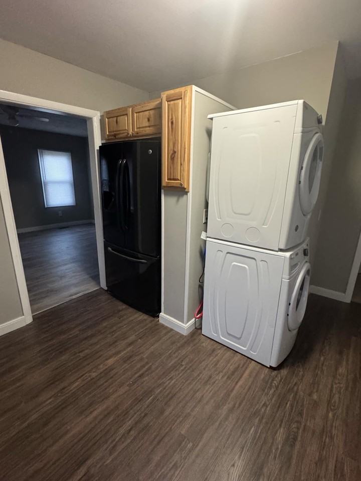 106 Hawaii Ln #1 - Photo 5 of 15