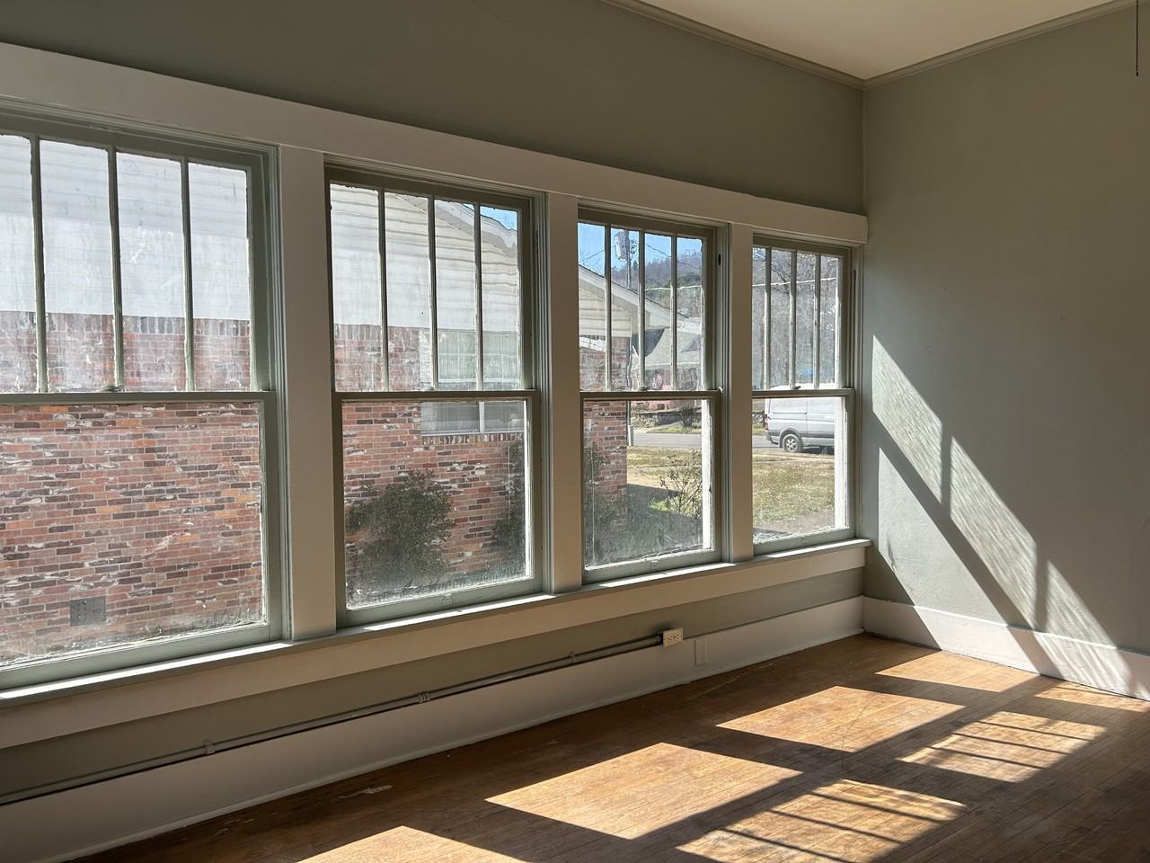 627 Quapaw Ave #2 - Photo 2 of 10