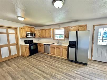 2181 Country Living Dr #D - Photo 4 of 10