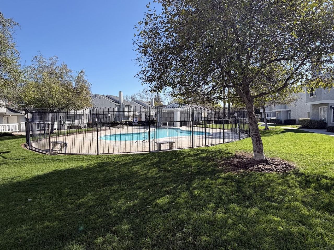 204 W Walnut Ave #1 - Photo 6 of 26