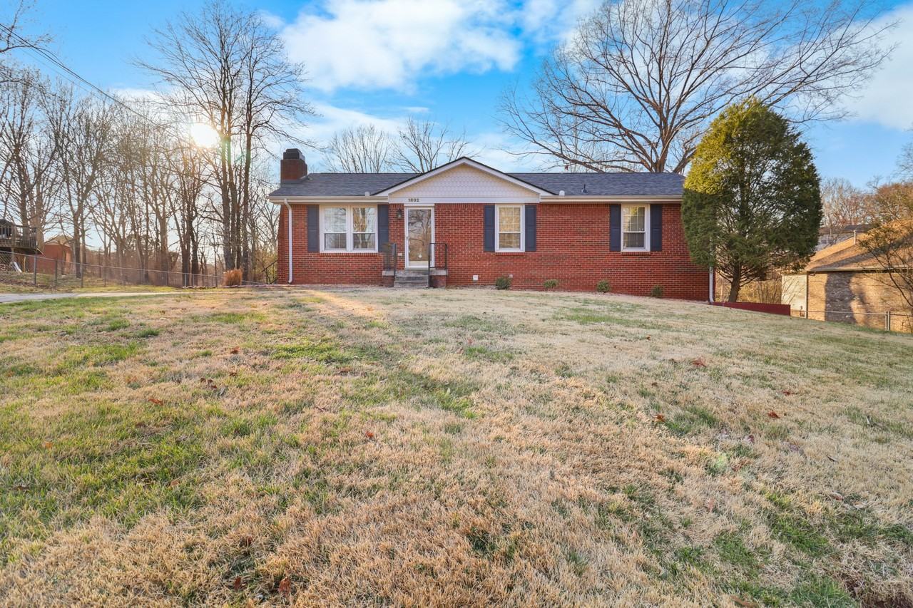 1802 Warren Dr #1 - Photo 3 of 38