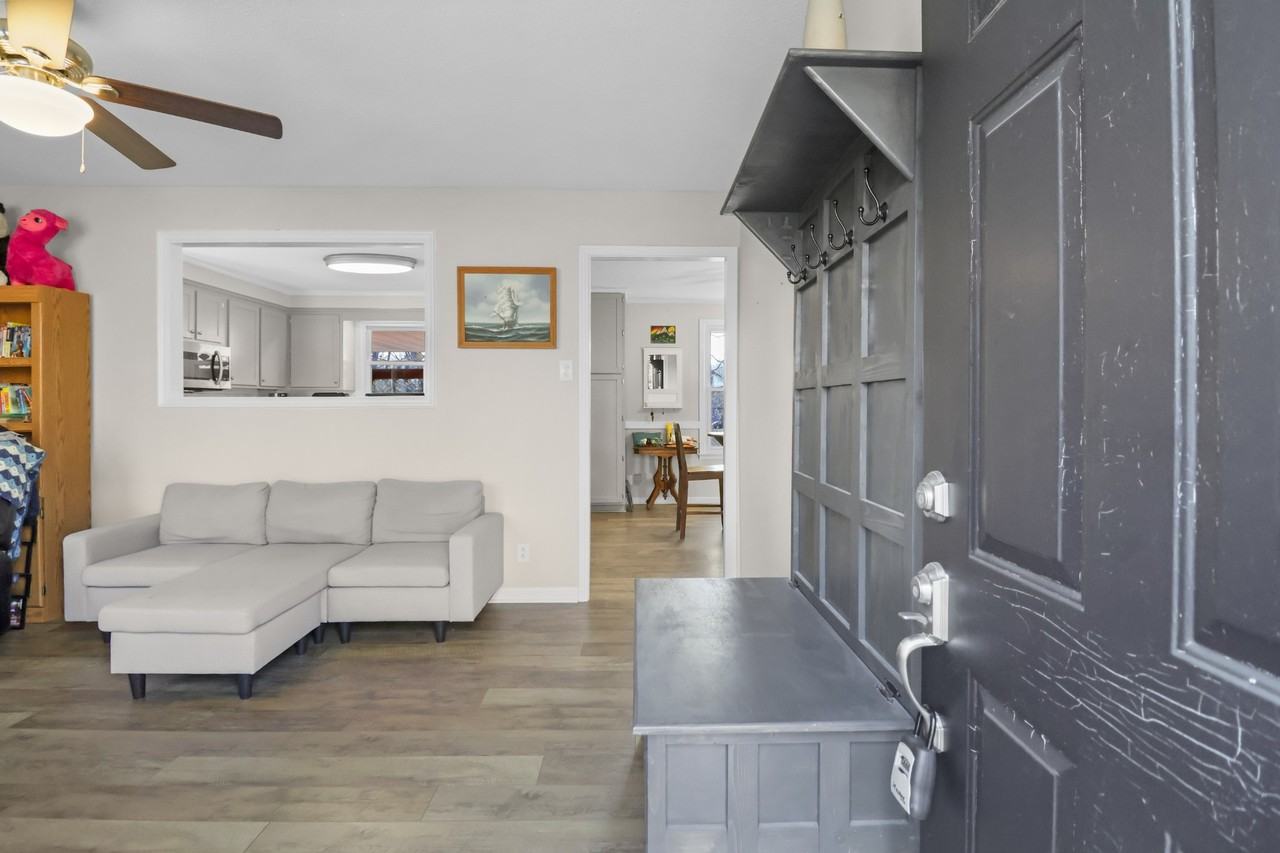 1802 Warren Dr #1 - Photo 6 of 38