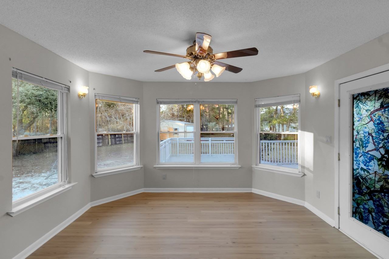 300 Wildwood St #1 - Photo 4 of 8