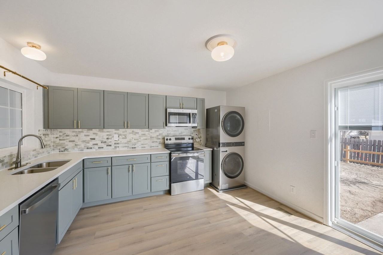 901 Widefield Dr #1 - Photo 6 of 17