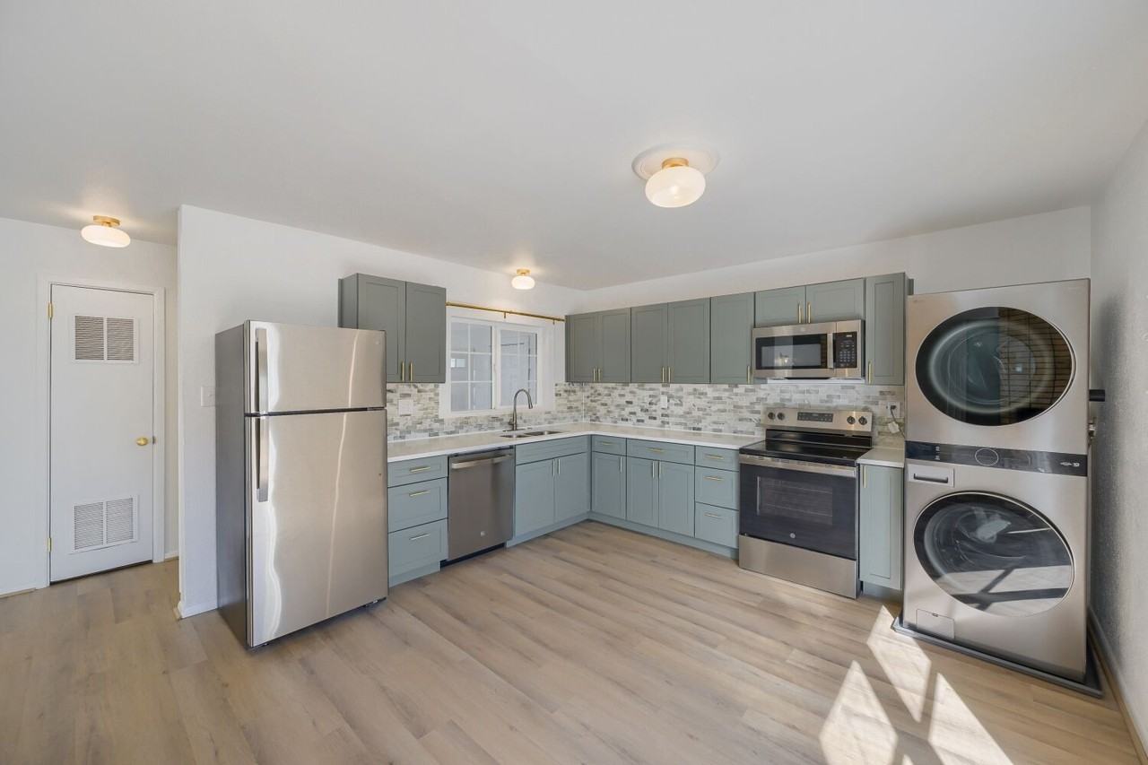 901 Widefield Dr #1 - Photo 7 of 17